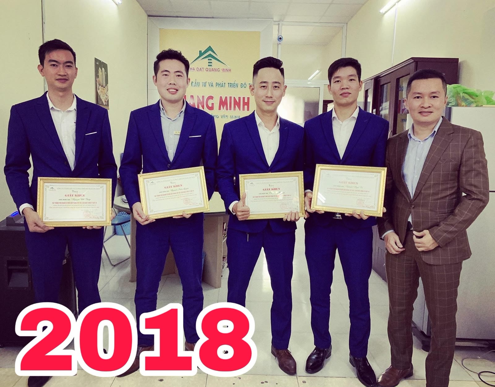 Đăng Dương nhận giấy khen best seller môi giới nhà phố, đất nền năm 2018
